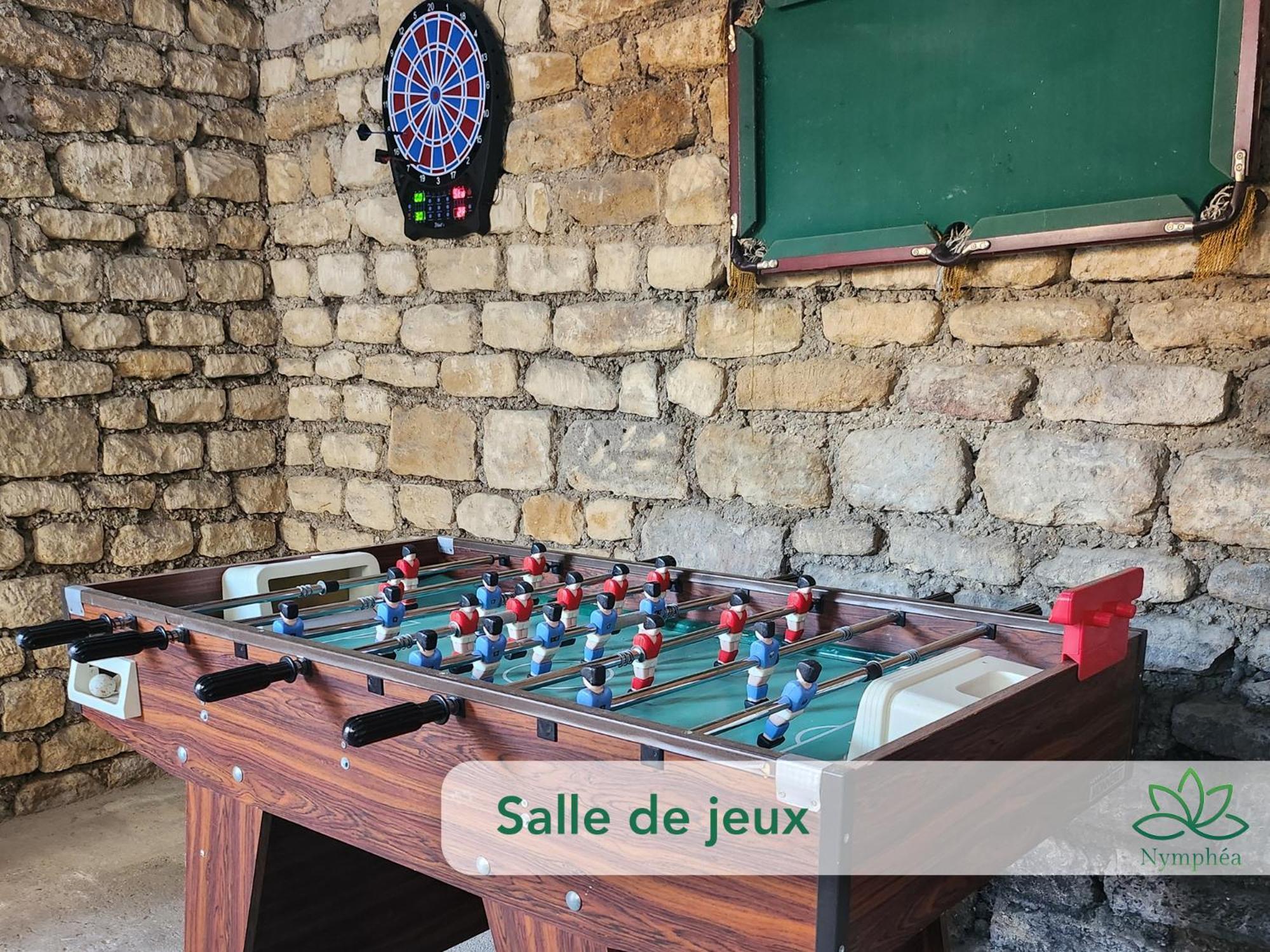 Logement Cocooning 2-4 Personnes Avec Salle De Jeux Chemery-Chehery Exterior foto
